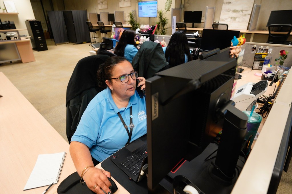 San Diego’s downtown library now hosts a homelessness services center – San Diego Union-Tribune