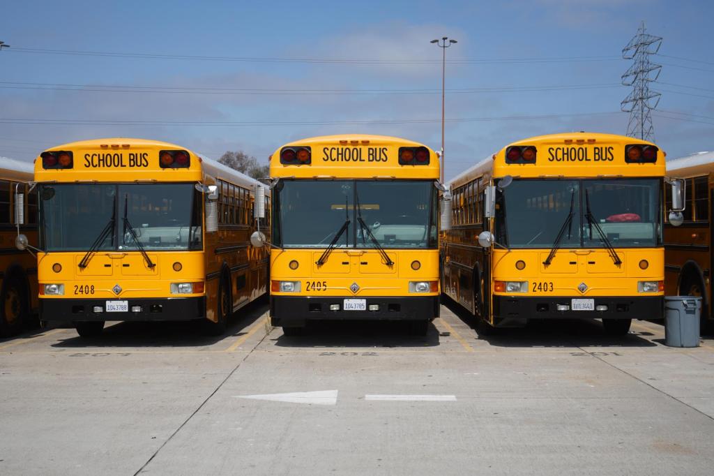 Six weeks in, Carlsbad’s new schools superintendent cites broad experience – San Diego Union-Tribune