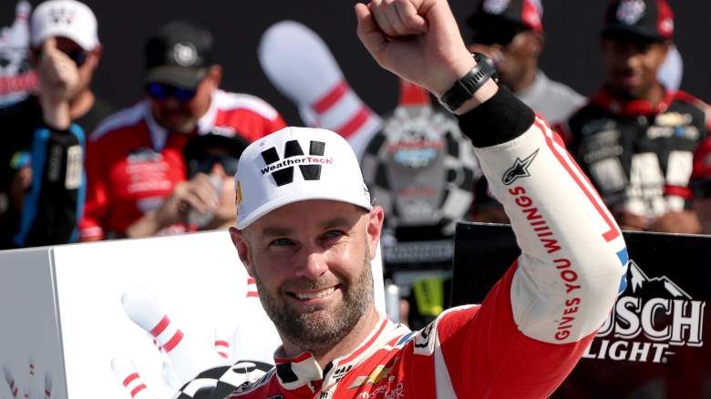Shane van Gisbergen Backed by Kevin Harvick to Shine in Playoffs