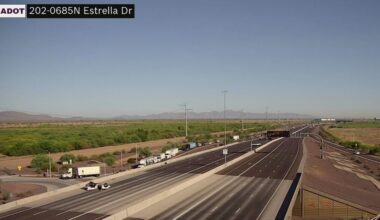 Crash on Loop 202 (AZ511 photo)...