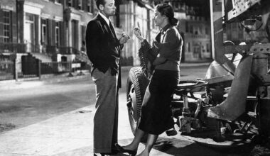 'Sunset Boulevard' actress says costar's wife yelled 'cut' during kiss