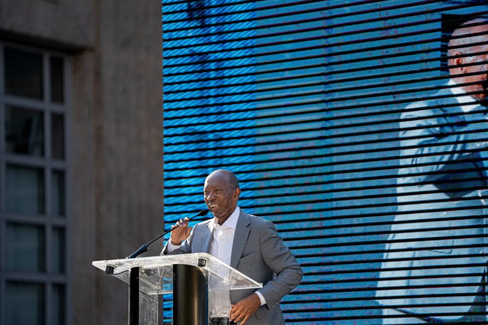 Sylvester Turner TX-18