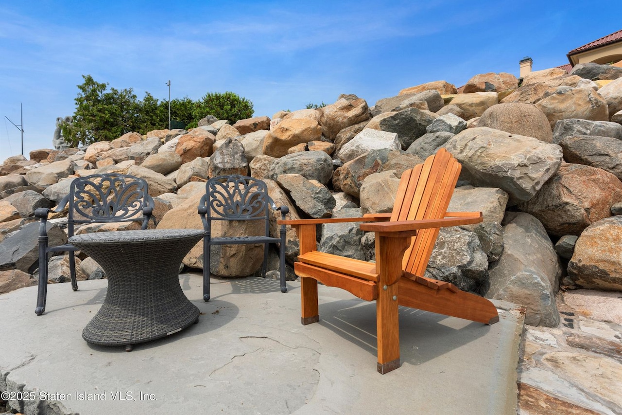 40 Wakefield Road, Eltingville