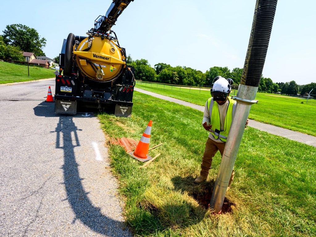 Pick cable company that supports unions