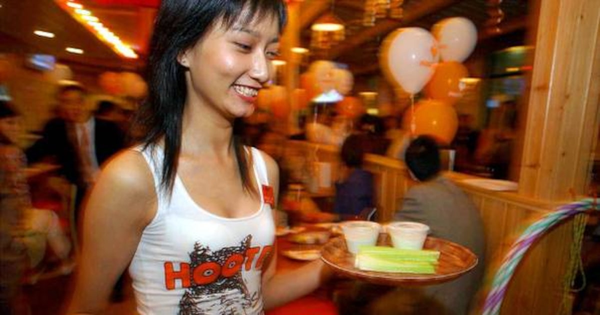 Dallas restaurant reopens after fire