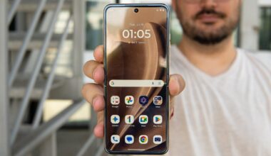The premium Motorola Razr+ (2025) is hard to resist at its latest discount