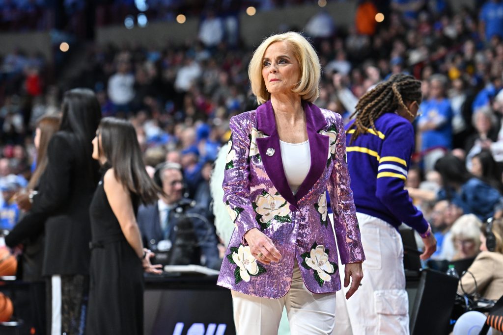 Analyst Hints at Major Test Ahead for Kim Mulkey’s LSU Despite Favorable Schedule