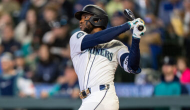 Víctor Robles Given 10-Game Suspension For Bat-Throwing Incident