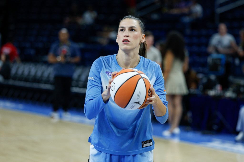 Sky guard Sevgi Uzun warms up
