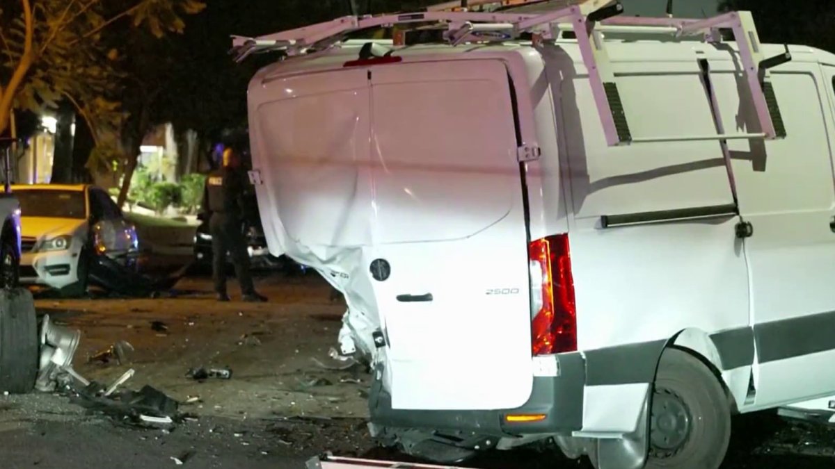 Pursuit of robbery suspects ends in violent crash in Glendale – NBC Los Angeles