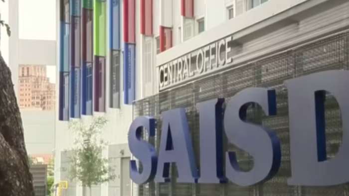 San Antonio ISD to discuss cellphone ban policy in Monday board meeting