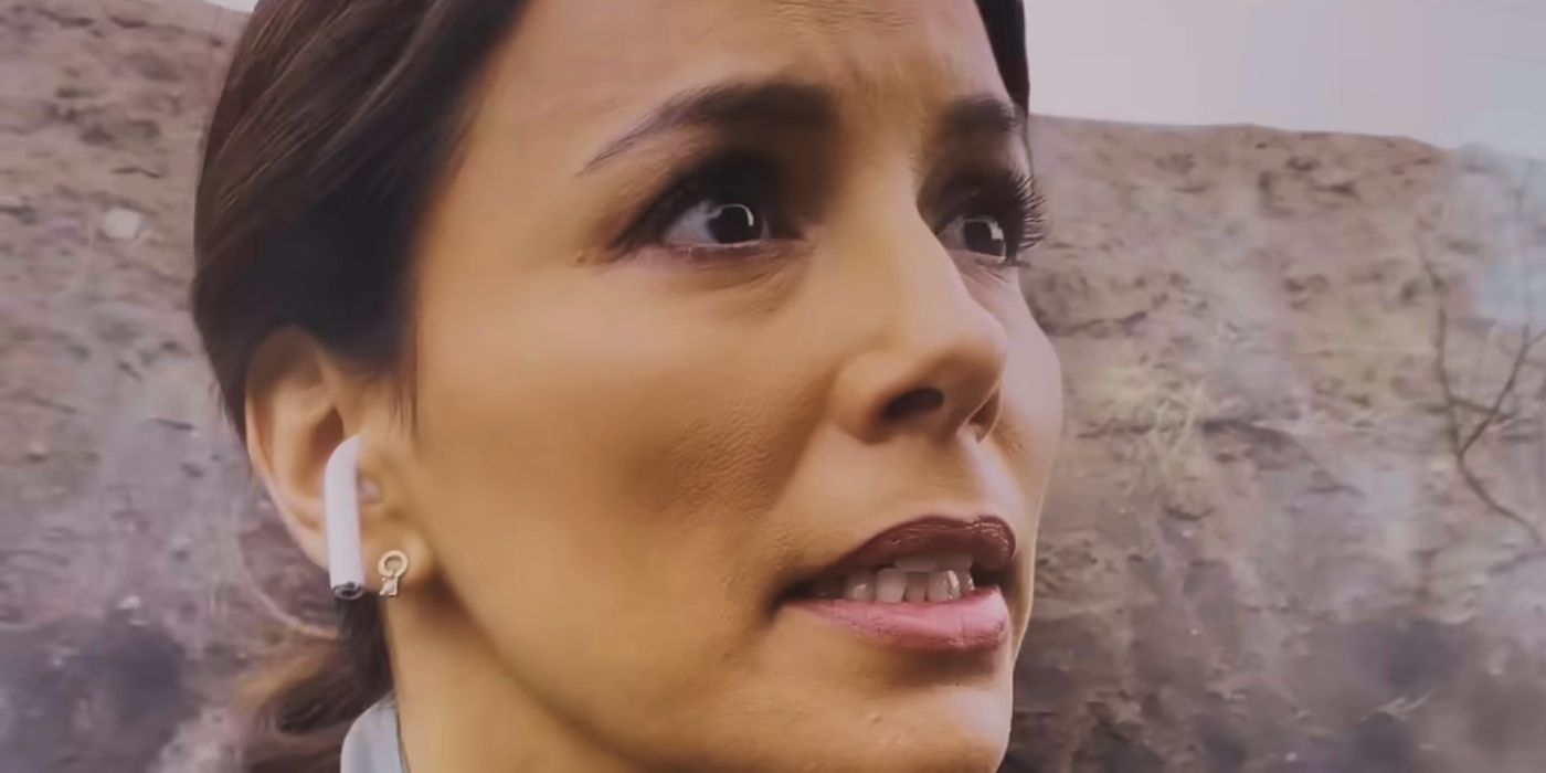A woman looking distressed in War of the Worlds 2025