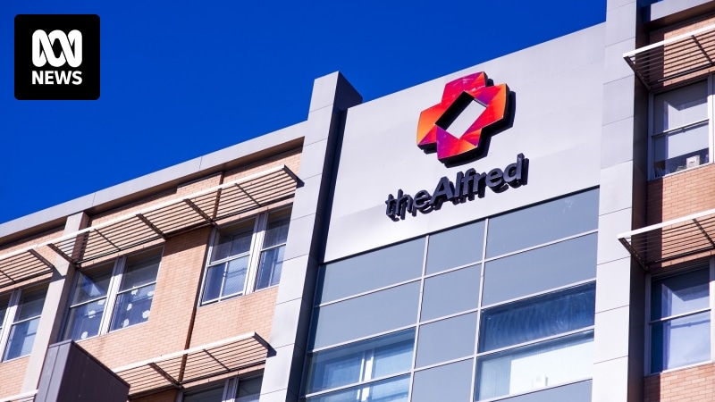 The Alfred Hospital issues apology after power outage disrupts three surgeries