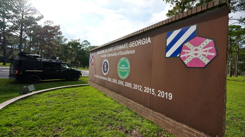 Live updates: Fort Stewart shooting; Army secretary to honor soldiers who subdued suspect