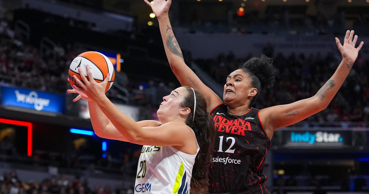 Maddy Siegrist scores 22 and Dallas Wings hold on for 81-80 win over Indiana Fever