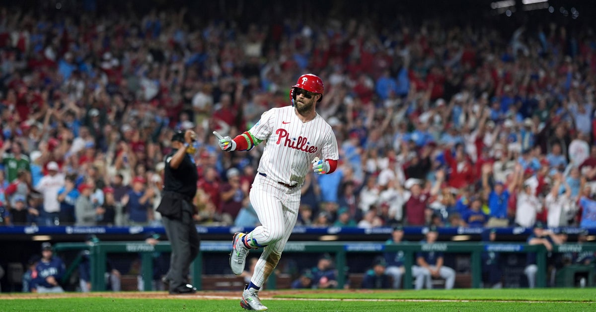 Harper, Turner have monster nights, Suárez strikes out 10 as Philadelphia Phillies beat Mariners