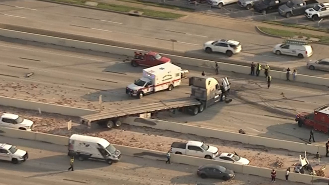 Highway 290 crash shuts down lanes near West Rd; Life Flight called
