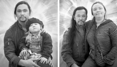 Photographer Tracks Down 'Deadheads' 30 Years His Original Portraits