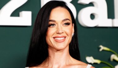 Katy Perry's Daughter, Daisy, Sings in Video