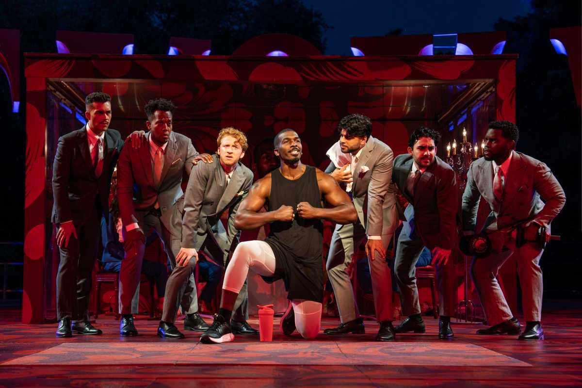 amBroadway: ‘Twelfth Night’ a starry night at refurbished Delacorte Theatre