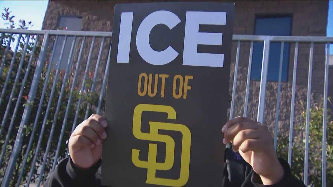 San Diego teachers, community patrol schools for ICE agents