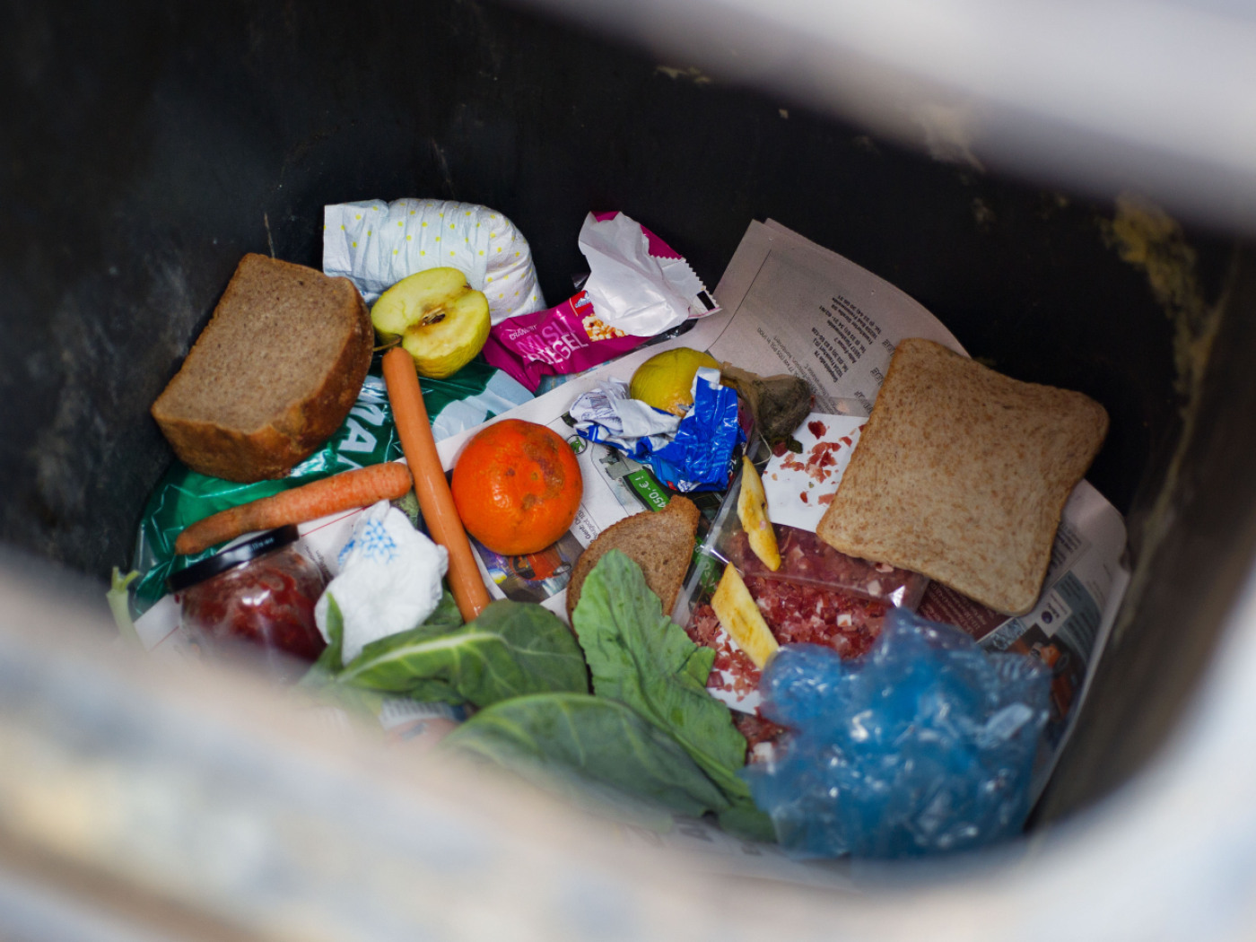 2.8 million tonnes of food loss per year