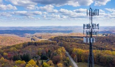 West Virginia's high-speed internet plan leaves out 40k homes with good enough service