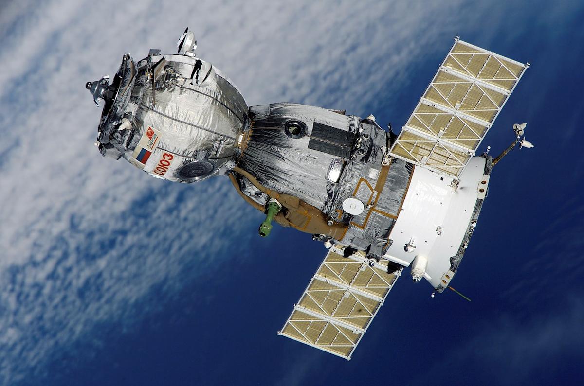 EchoStar (SATS) Rockets 85% on $23-Billion License Sale to AT&T, Resolving FCC Dispute