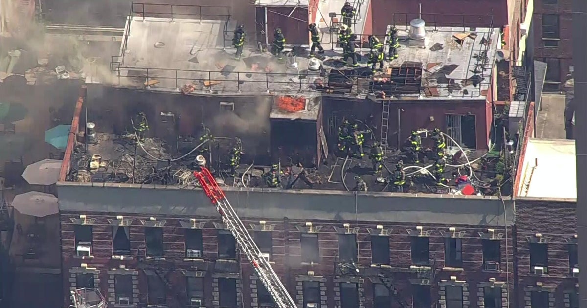Upper East Side fire erupts on roof of building in NYC