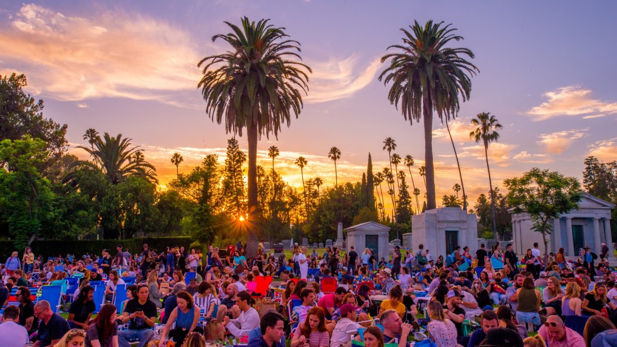 Cinespia’s October schedule has hauntingly arrived – NBC Los Angeles