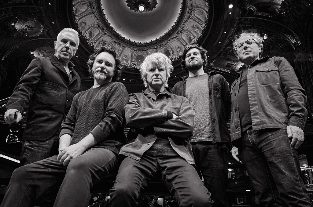 Crowded House Respond to AI-Generated Video Rumors: ‘Don’t Be Fooled’
