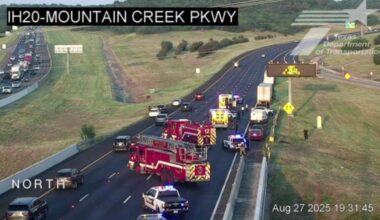 Major crash on I-20 in Dallas involves deputy's squad car