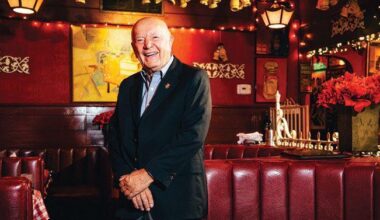 Dan Tana, Owner of Celebrated LA Restaurant, Dies at 90