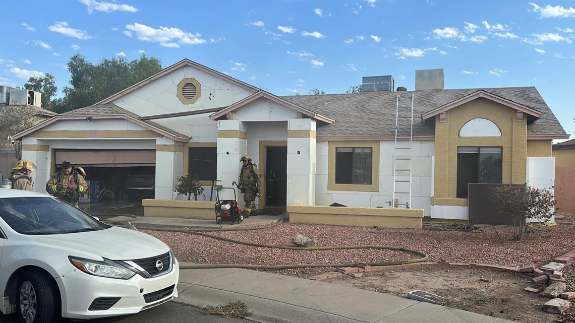 5 displaced after garage fire in Phoenix