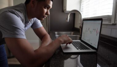 BTC Nears $115K as Trump Tariffs Sour Bullish Crypto Mood