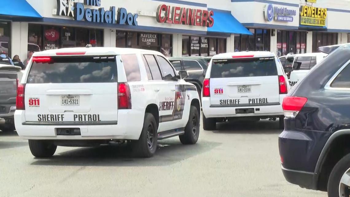 Nearly two dozen arrested at illegal gambling operation in San Antonio