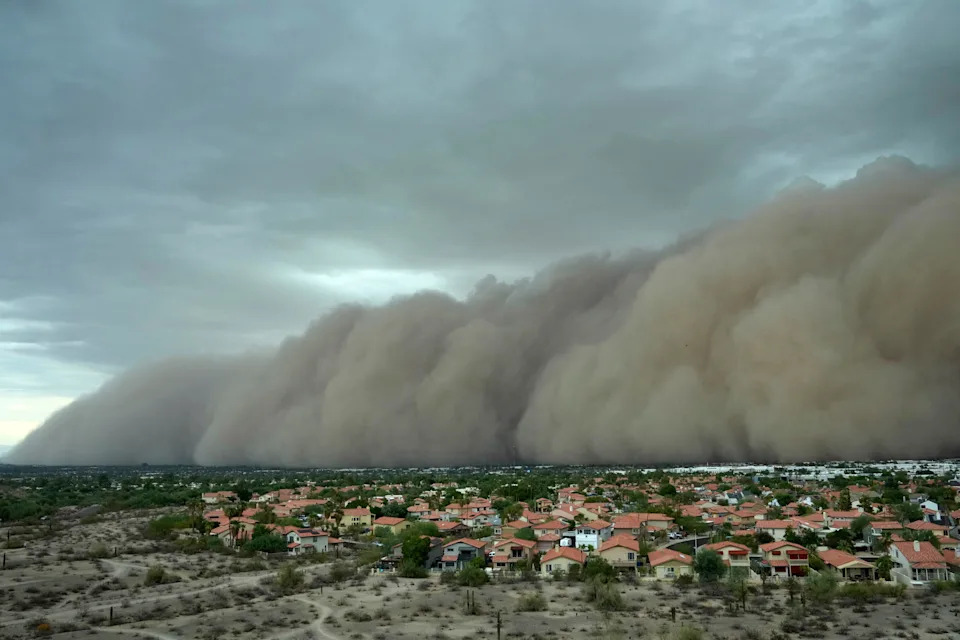A giant dust storm approaches the Phoenix metro area as a monsoon storm pushes the dust into the air, Monday, Aug. 25, 2025, in Phoenix. / Credit: Ross D. Franklin / AP