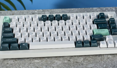 The Keychron Q1 HE magnetic keyboard in white and green