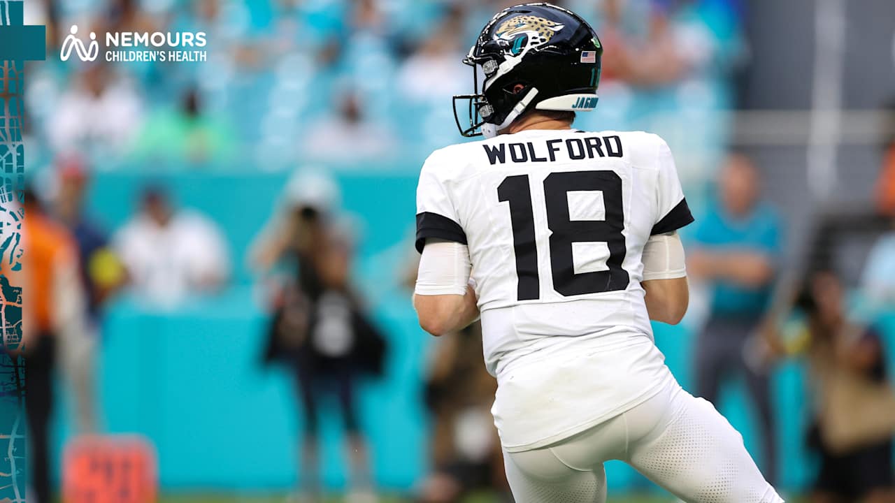 Miami Dolphins 14, Jacksonville Jaguars 6