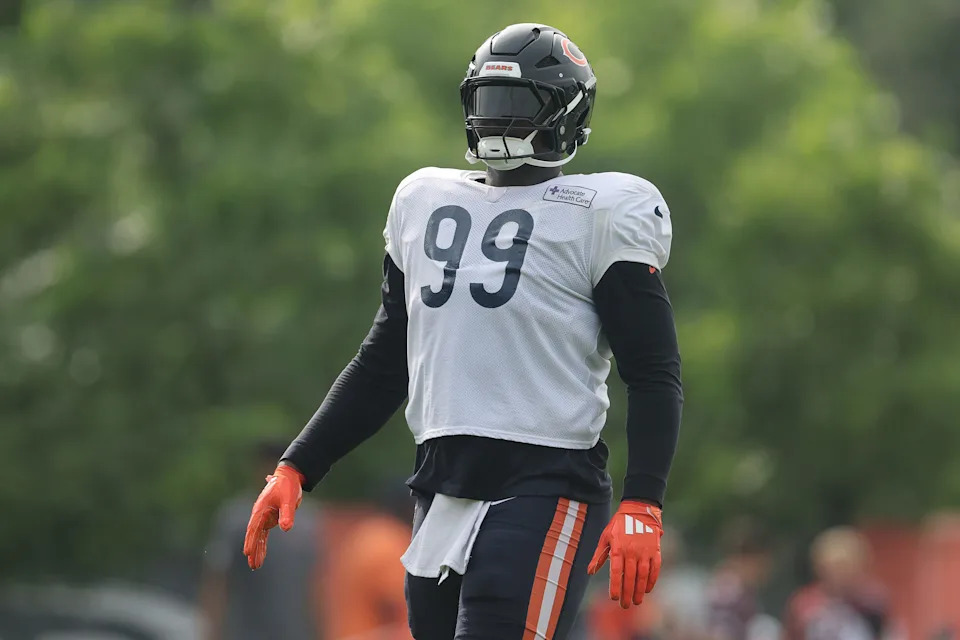 LAKE FOREST, ILLINOIS - JULY 28: Gervon Dexter Sr. #99 of the Chicago Bears looks on during Chicago Bears Training Camp at Halas Hall on July 28, 2025 in Lake Forest, Illinois. (Photo by Michael Reaves/Getty Images)