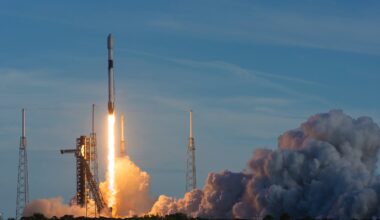 White House issues executive order to revamp commercial space regulations