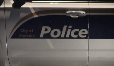 Teen dies after rollover crash in Phoenix