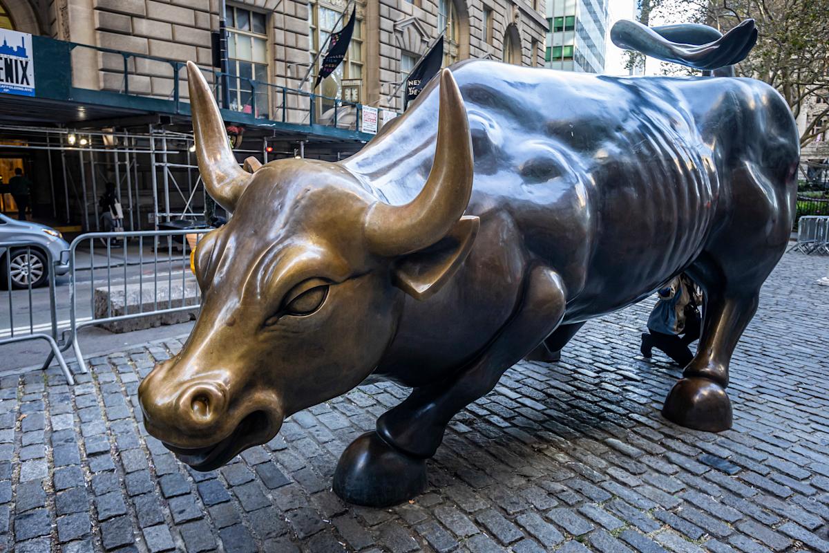 Wall Street calls for stock market rally to continue as corporate profits remain resilient despite tariffs