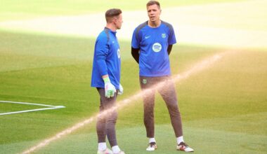 SEVILLE, SPAIN - APRIL 25: Wojciech Szczęsny and Marc Andre Ter Stegen of FC Barcelona look on during a training session before the Copa del Rey Final Match between FC Barcelona and Real Madrid at Estadio de La Cartuja on April 25, 2025 in Seville, Spain. (Photo by Fran Santiago/Getty Images)