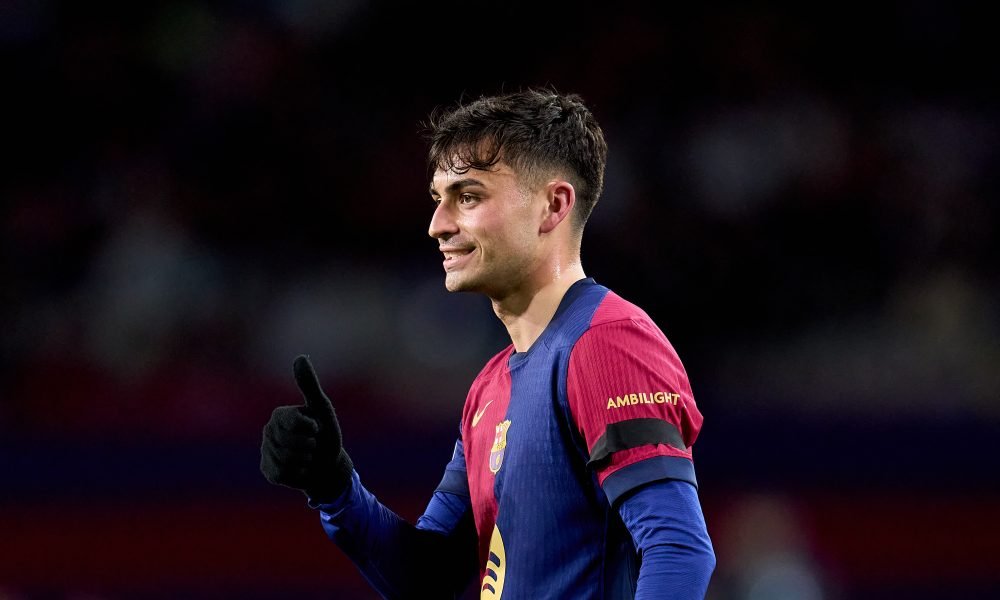 BARCELONA, SPAIN - MARCH 11: Pedri of FC Barcelona looks on during the UEFA Champions League 2024/25 UEFA Champions League 2024/25 Round of 16 Second Leg match between FC Barcelona and SL Benfica at on March 11, 2025 in Barcelona, Spain. (Photo by Aitor Alcalde/Getty Images)