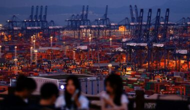 China's exports top forecasts as shippers rush to meet tariff deadline