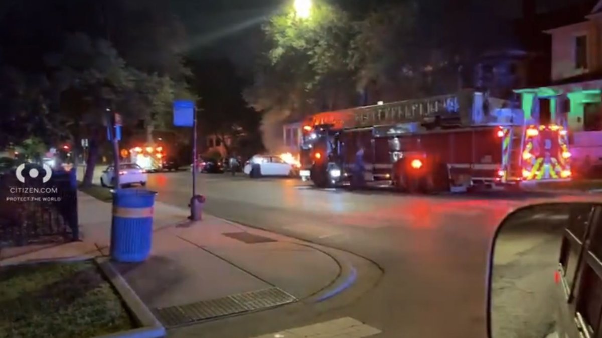 2 young girls, woman in critical condition after fiery car crash – NBC Chicago