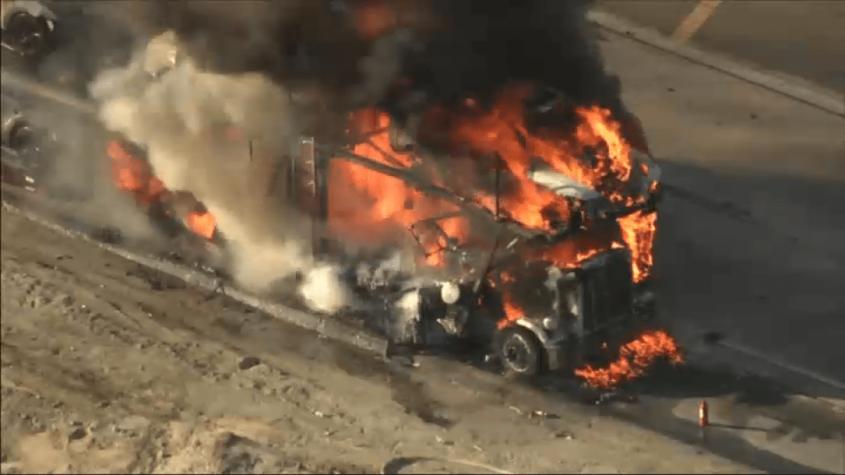 Semi-truck fire shuts down all lanes on 5 Freeway in Sylmar – NBC Los Angeles