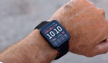 Garmin releases new update for premium smartwatch with rapid battery drain bug fix