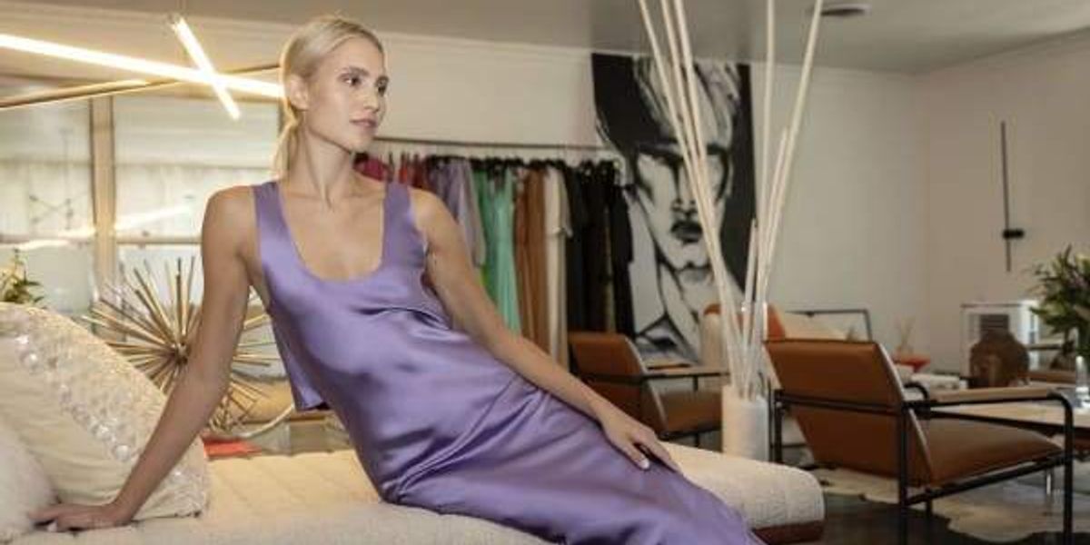 Legendary Dallas designer debuts new women’s collection